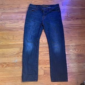 American Eagle 30/32 relaxed straight blue jeans